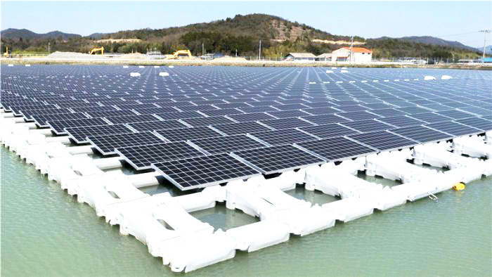 montaje solar flotante